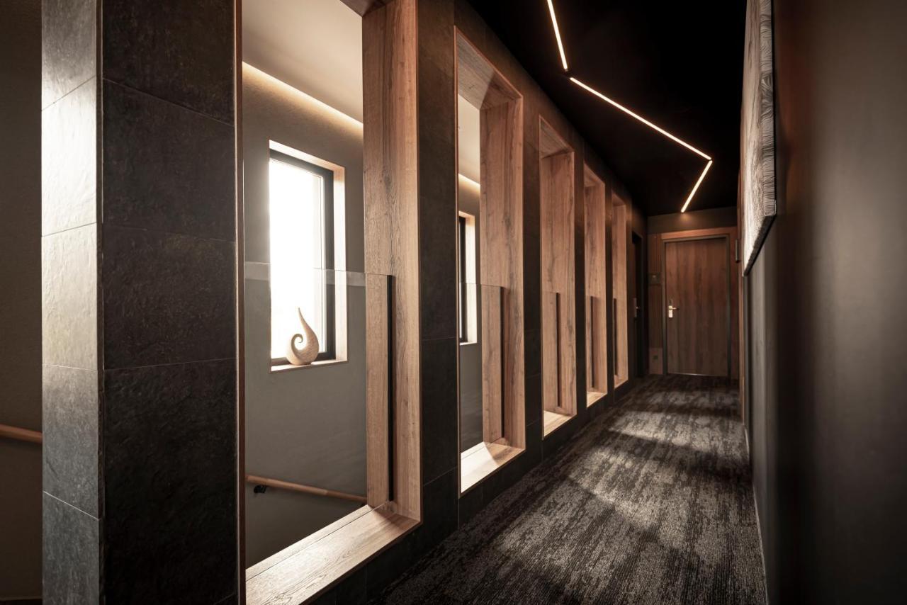 Mediterraneo Luxury Room Strigoniu Exterior foto