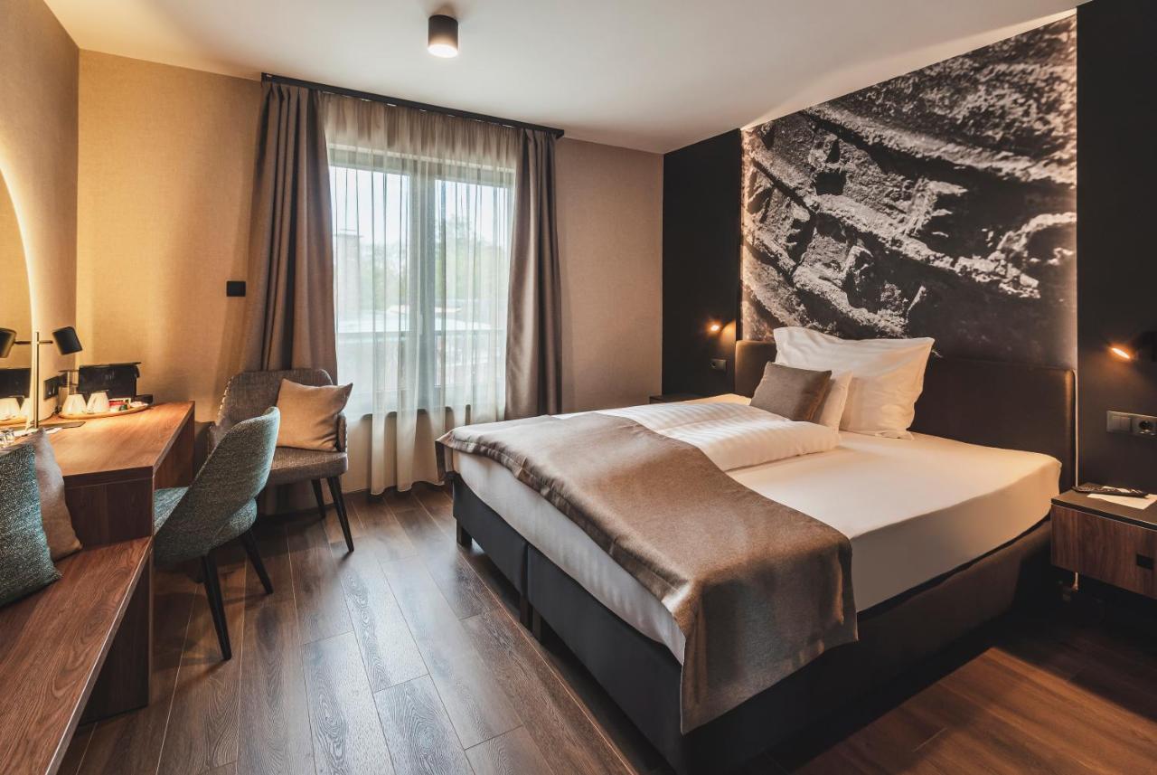 Mediterraneo Luxury Room Strigoniu Exterior foto